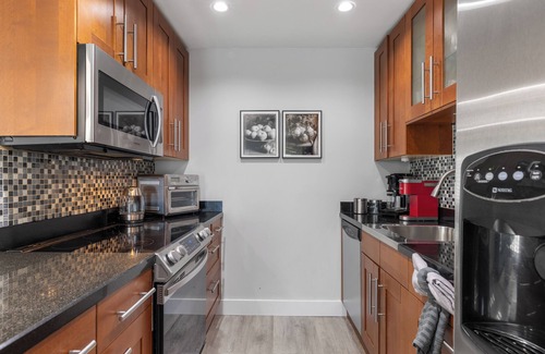Middle River Terrace House | Sunshine Paradise! 3-bedroom heated pool home in East Fort Lauderdale.