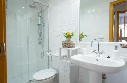 La Catedral Apartment | SunShine Plaza Abades