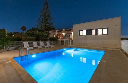 Los Montesinos Villa | Sunshine Villa by Fidalsa
