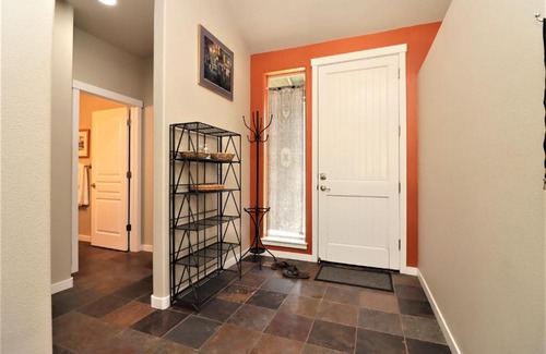 Redmond House | Sunstone Townhome 2/2 at Eagle Crest