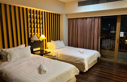 Bandar Sunway Apartment | SunwayLagoonFamilySuite-2pax-Netflix-Balcony-Super Fast Internet