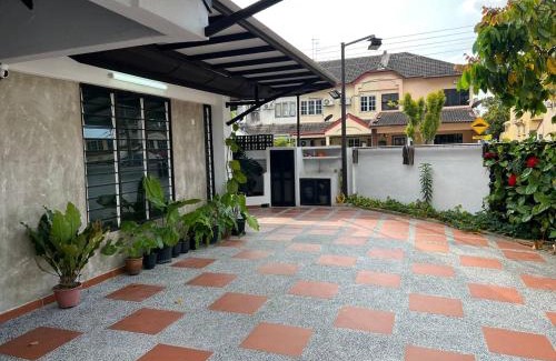 Usj 6 House | SunwayPyramid USJ Jacuzzi HomeCinema PS Game 16Pax