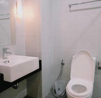 Wat Ket Apartment | supalai monte II swimming