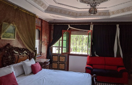 Malabata House | Superb room for 5 people with pool in Tangier