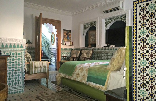 Malabata House | Superb room for 5 people with pool in Tangier
