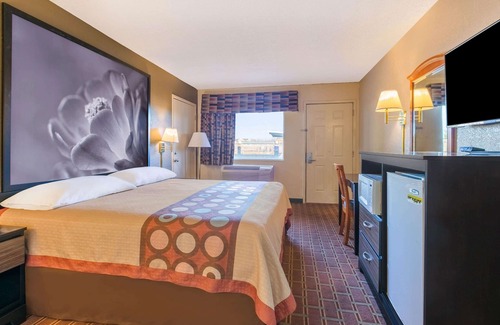Abilene Hotel | Super 8 by Wyndham Abilene North