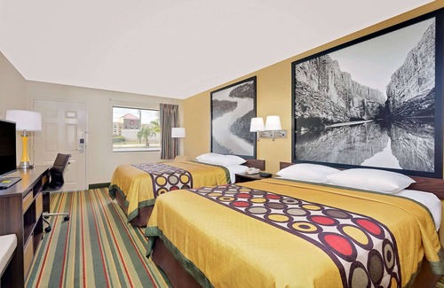 Byron Hotel | Super 8 by Wyndham Byron/South Macon