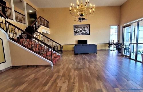 Elk City Hotel | Super 8 by Wyndham Elk City