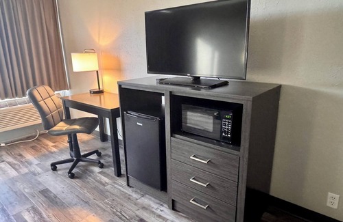 Great Falls Hotel | Super 8 By Wyndham Great Falls City Center