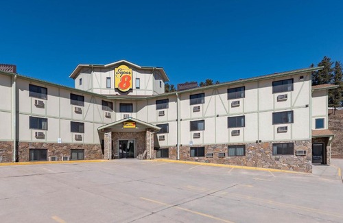 Hill City Hotel | Super 8 by Wyndham Hill City/Mt Rushmore/Area
