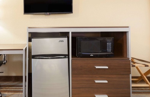 Kingsville Hotel | Super 8 by Wyndham Kingsville