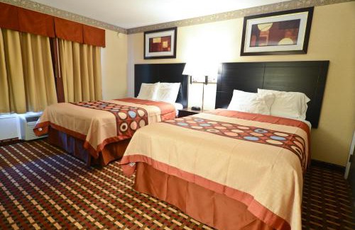 Westbrook Center Hotel | Super 8 by Wyndham Old Saybrook