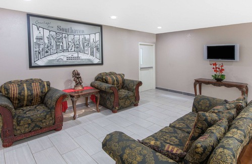 Southaven Hotel | Super 8 by Wyndham Southaven