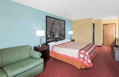 Troy Hotel | Super 8 by Wyndham Troy IL/St. Louis Area
