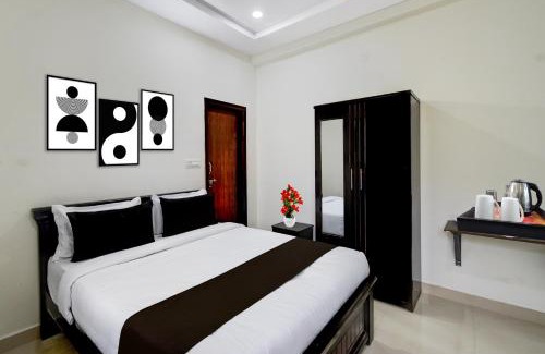 Ibrahimpatan Hotel | Super Collection O Adibatla X Road, Near TCS, Wonderla Road