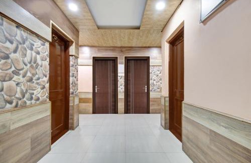 Rajbagh Hotel | Super Collection O Rajbagh