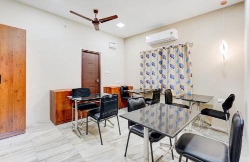 Khattalwada Hotel | Super Collection O Vadapalani Formerly Mahalakshmi Inn