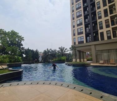 Depok Apartment | Super Comfy 2BR Apartemen Transpark Cibubur By Royal Home Indonesia