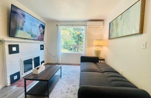 Haller Lake Villa | Super Privacy Lakeshore Forest Home with Air Conditioners at Haller Lake