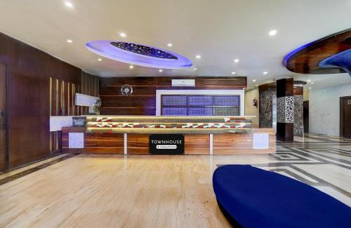 Bhopal Hotel | Super Townhouse Lalghati Near Airport