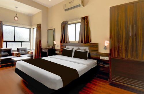 Pune Hotel | Super Townhouse Oak Sinhgad Road Crossway Formerly Popular Hotel