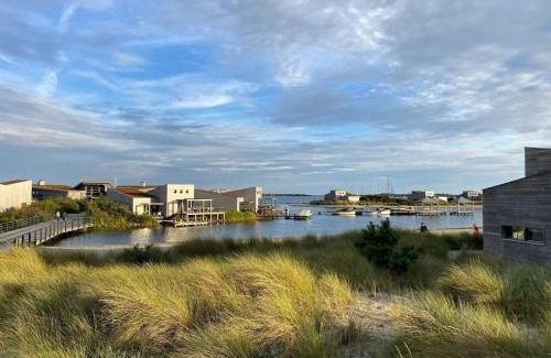 Ouddorp Villa | Super VIP Waterfront Villa - 4p - Waterzicht & Windbeschut Terras - Villa 42