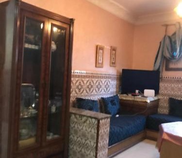 Martil Apartment | Superbé appartement bien équipé, situé à environ 300 métres de la Plage Martil