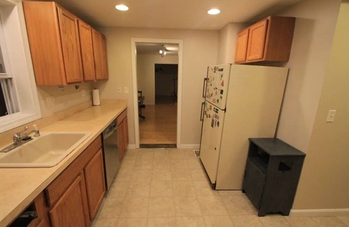 South End House | Superb 1-Bedrom Apt in Burlington's South End
