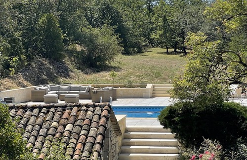 Villeseque House | SUPERB 18th century stone house with heated swimming pool and large garden