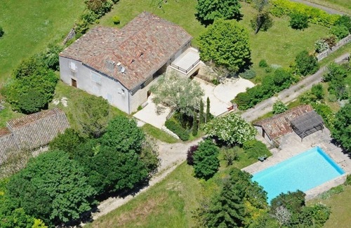 Villeseque House | SUPERB 18th century stone house with heated swimming pool and large garden