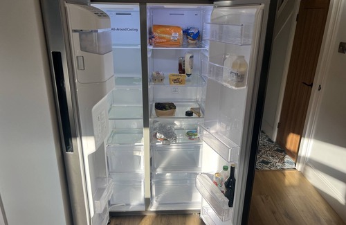 Newcastle-Under-Lyme House | Superb 2 bed Apartment Great Location