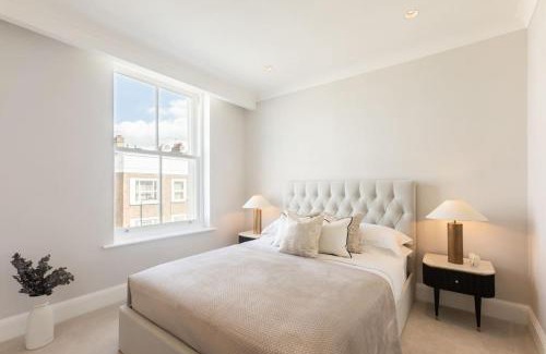 Colville House | Superb 3 Bed Home Notting Hill