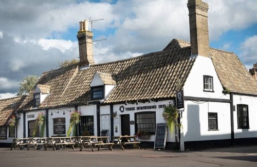 Wyton House | Superb 4BD Stay in Wyton and Houghton Village
