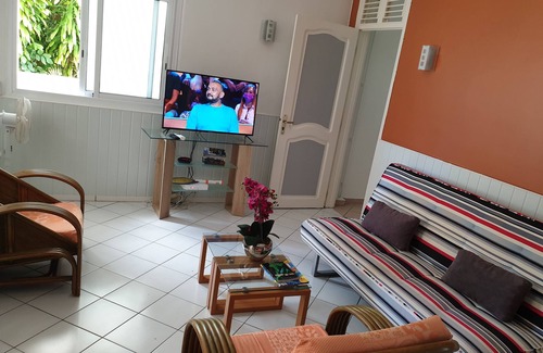 Sainte-Anne House | Superb accommodation in a green location with private pool.