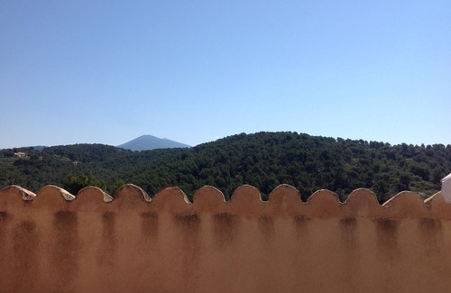 Le Barroux Apartment | Superb apartment on the 2nd and top floor of a village house!