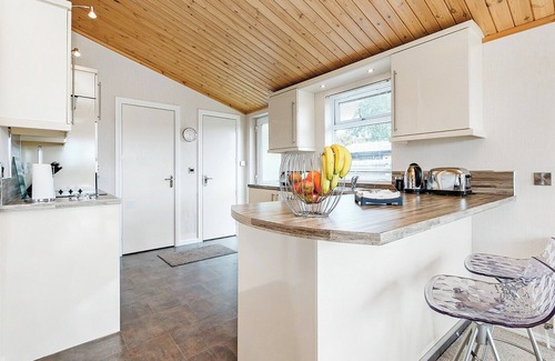 Inverness Ski Chalet | Superb lodge with luxurious and contemporary styling features.