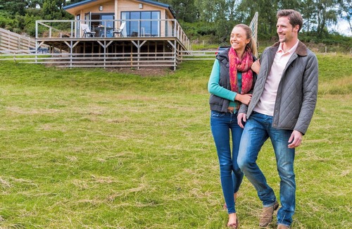 Inverness Ski Chalet | Superb lodge with luxurious and contemporary styling features.
