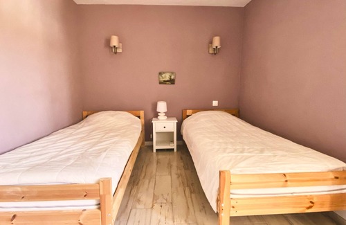 Le Barroux Other | Superb mas, absolute calm, view of the château and Mont Ventoux, large swimming pool, vineyards