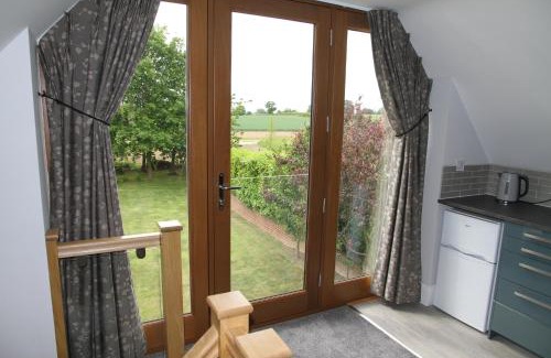 Stokesby Apartment | Superb Stokesby Barn Apartment - Norfolk Broads & Norwich