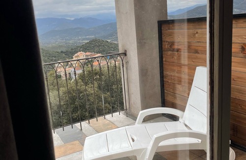 Moltifao Villa | superb villa village center exceptional view. Swimming pool and wooded grounds.