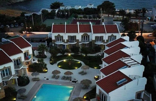 Makry Gialos Villa | Superb Villa with Large Shared Pool