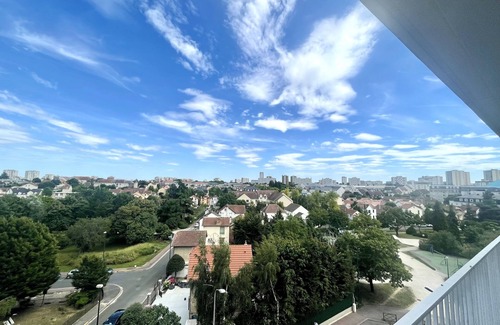 Saint-Gratien Apartment | Superbe Appartement en Centre-ville, 20 min de Paris, 5 min Denghien
