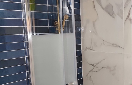Cergy Apartment | Superbe Appartement de 100 m2 et 5 Chambres à Cergy. Résidence Calme et Agréable