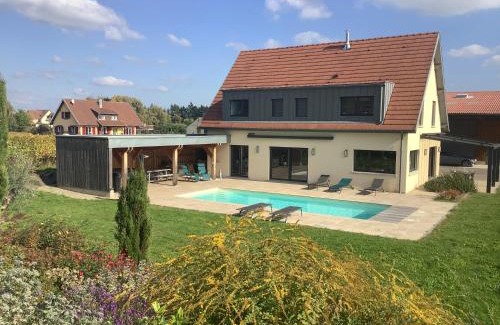 Pfaffenheim House | Superbe Maison Jacuzzi+Piscine au cœur des vignes