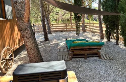 Bagnols-en-Foret Other | Superbe Roulotte de charme