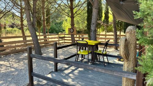 Bagnols-en-Foret Other | Superbe Roulotte de charme
