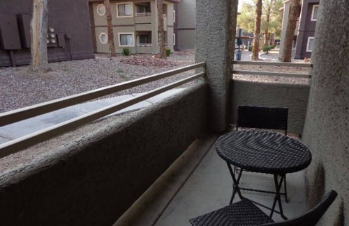 Enterprise Apartment | Superhost 5 Star ⭐️ Service Large 3 Bedroom