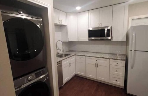 Mesquite House | SUPERHOST/Ilu Delight Unit A, Rodeo < 1 mile. Luxury Home.