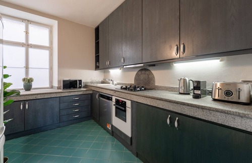 Mala Strana Apartment | Superior 4BDR Apartment Steps from Charles Bridge
