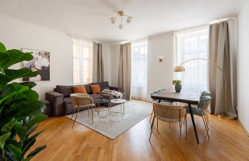 Mala Strana Apartment | Superior 4BDR Apartment Steps from Charles Bridge